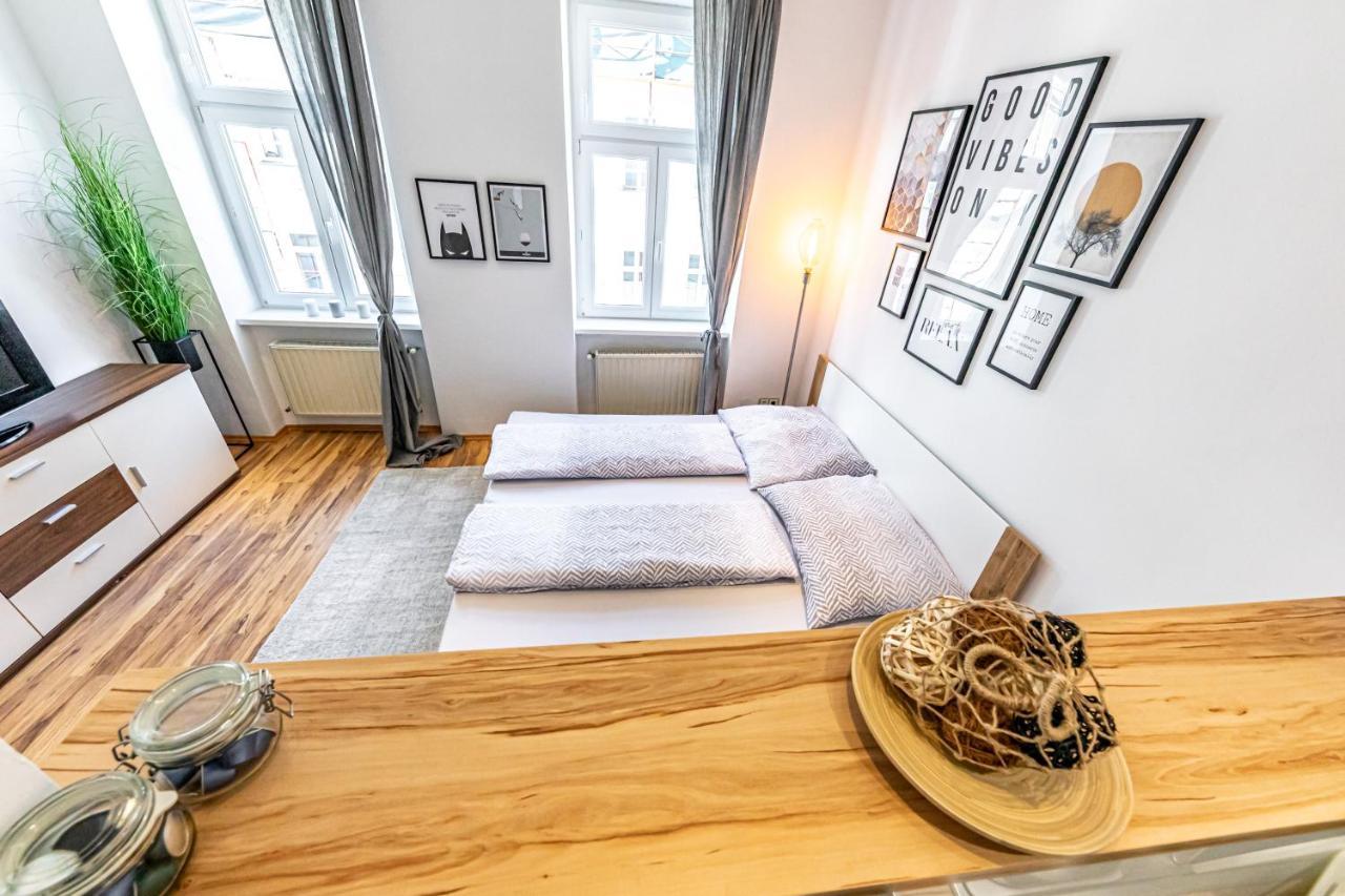 Apartment Cozy + Trendy By Jr Wien