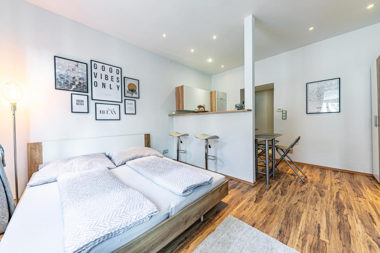 Apartment Cozy + Trendy By Jr Wien